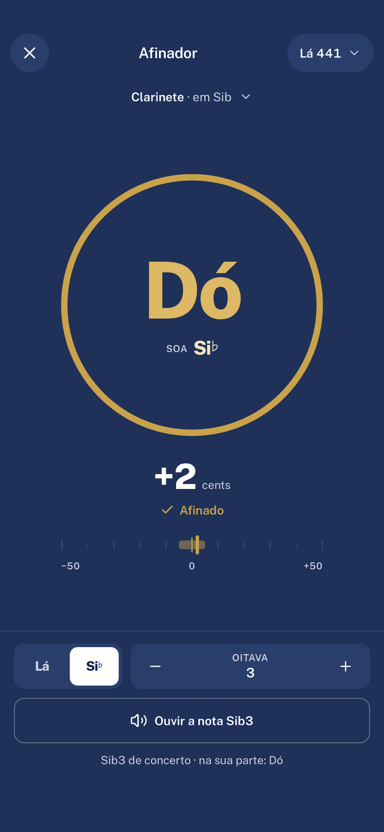 O afinador na app de um clarinetista: a nota Dó da parte, que soa Sib, afinada a mais 2 cents